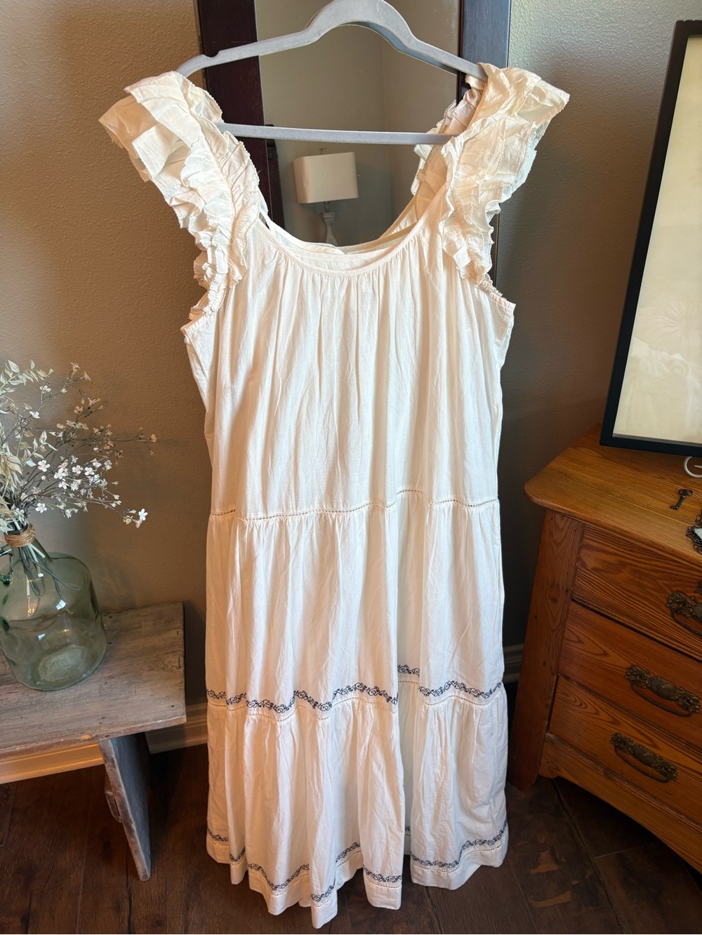Cotton Sun Dress with floral embroidery - Picture 2 of 9